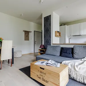 Relax&comfort New Waw 50 Sqm With Terrace, Garden, Free Parking And Ac Apartament